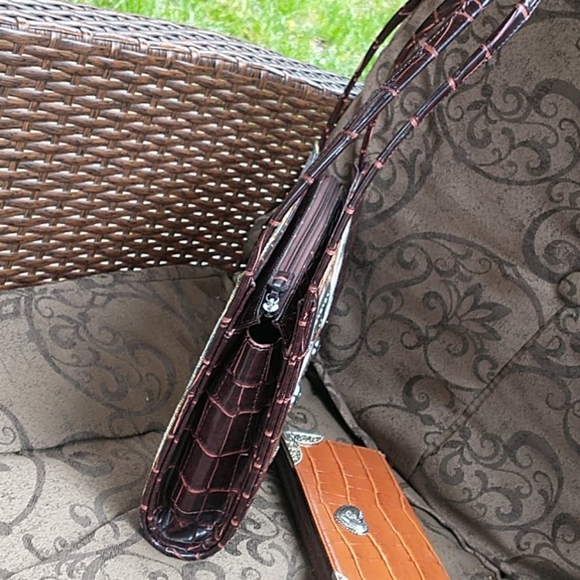 Handcrafted Leather Handbag & Wallet - Picture 8 of 17